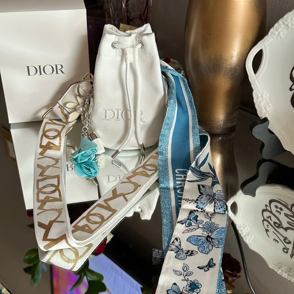 Dior - Picture 12 of 16